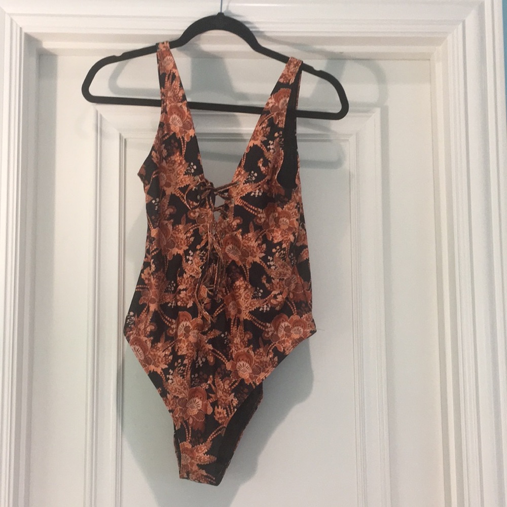 Wolf & Whistle Swimwear Lace Up Paisley One Piece
